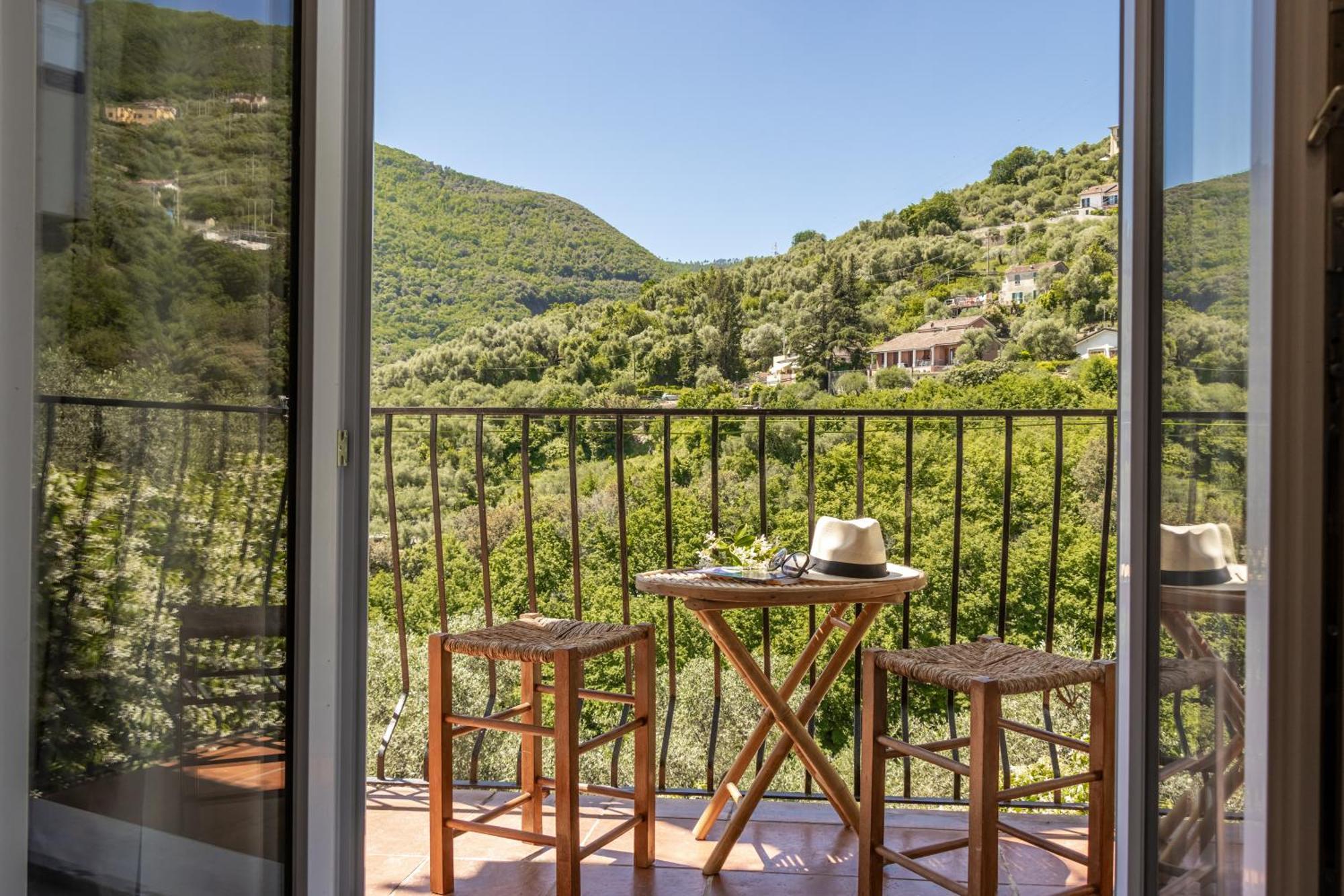 View Holidays La Spezia
